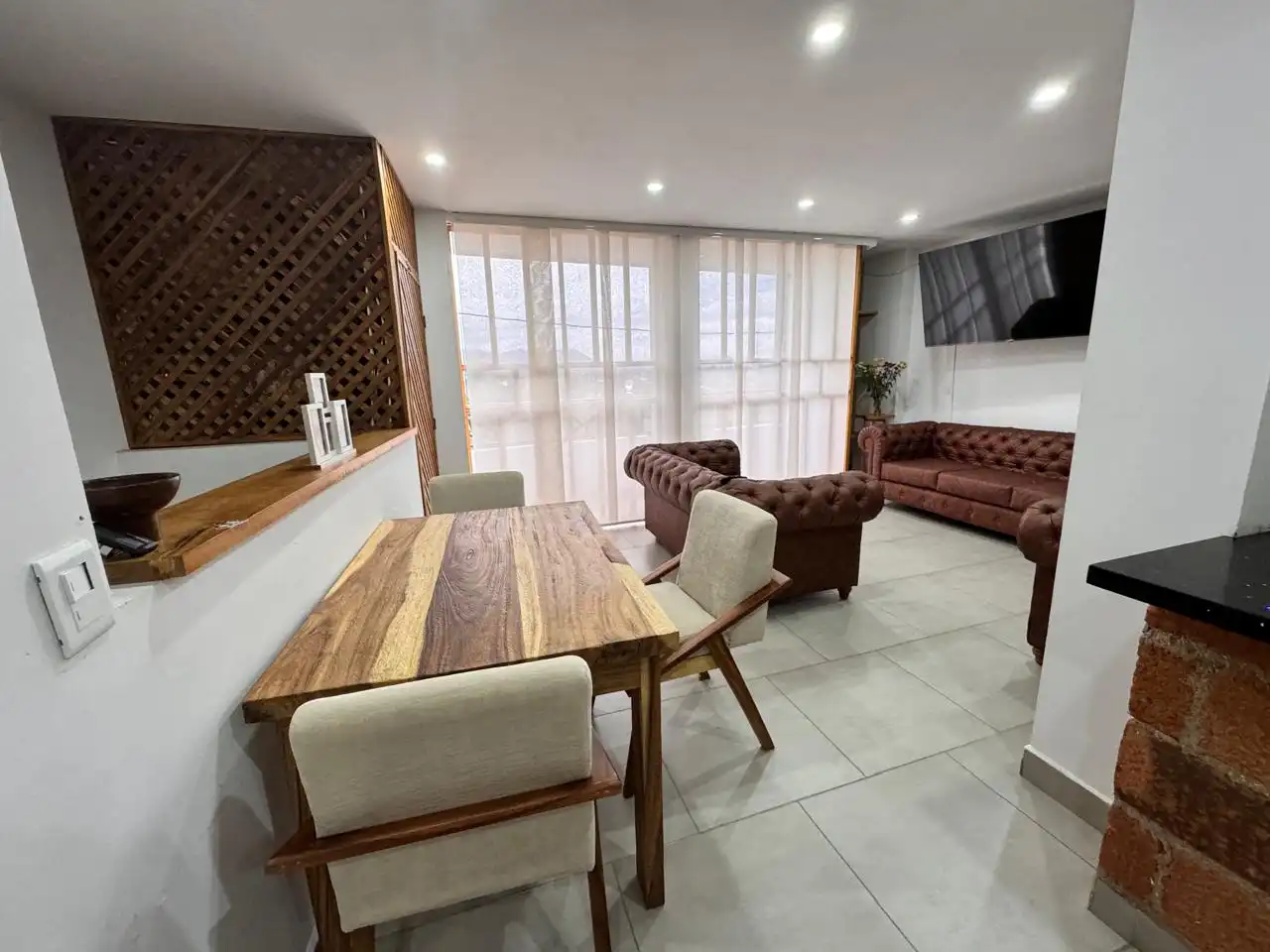 Sala y comedor integrados